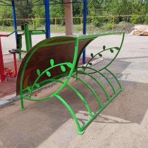Купить Велопарковка крытая, с веточкой, цв. зеленый в Ужуре 